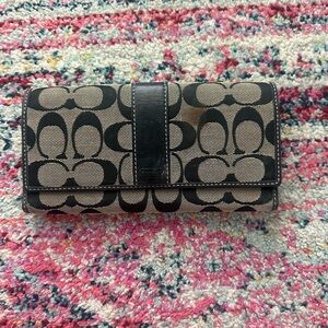 Coach Black and Cream Signature Clutch
